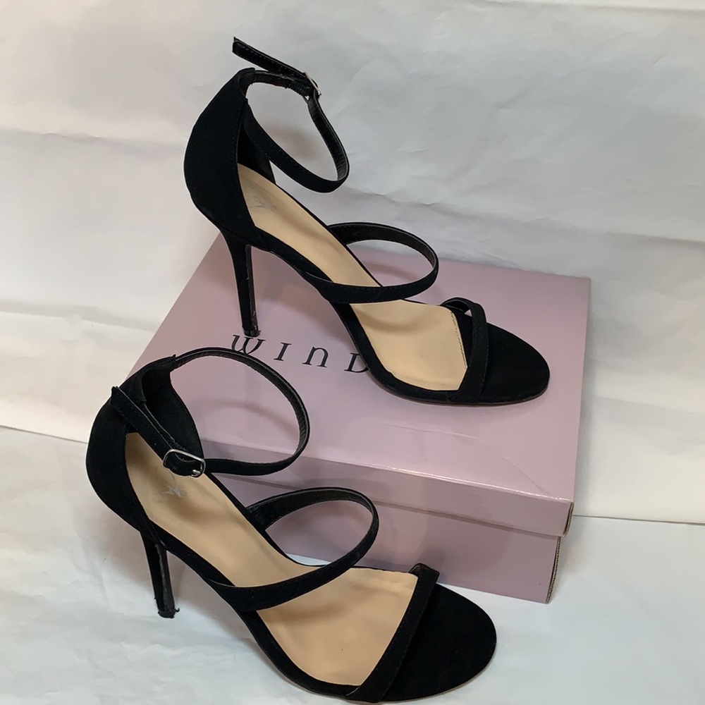 Windsor brand black double strap stilettos - size 8.  Gently worn with box. - Picture 5 of 5